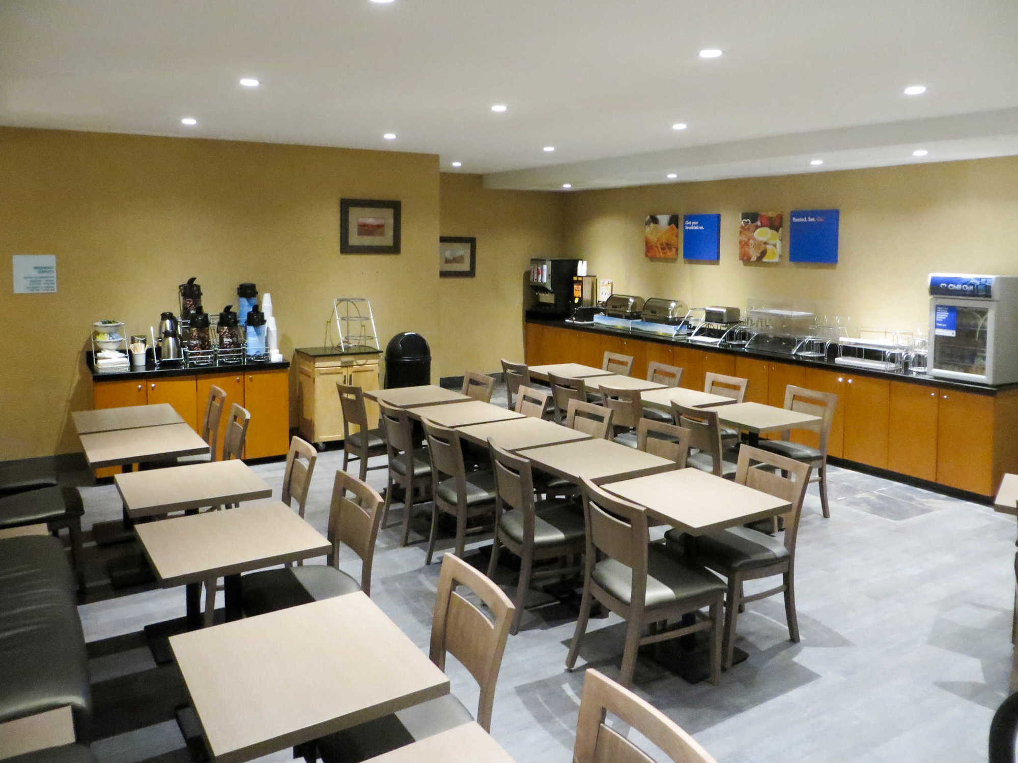 Comfort Inn & Suites Collingwood Einrichtungen foto
